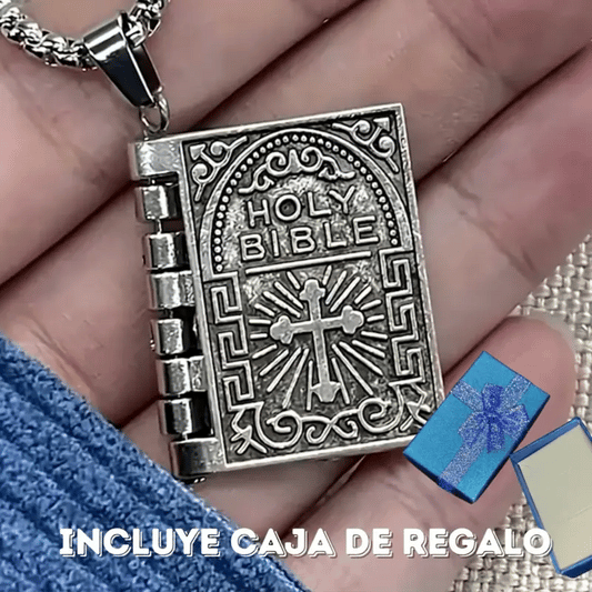 Collar Biblia Sagrada